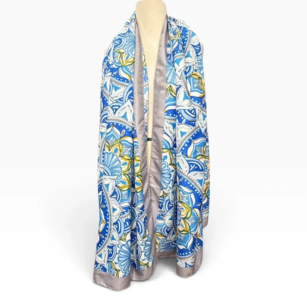 Caracciolo Napoli Maiolica Ceramic Print Scarf Blue White Floral Medallion Wrap